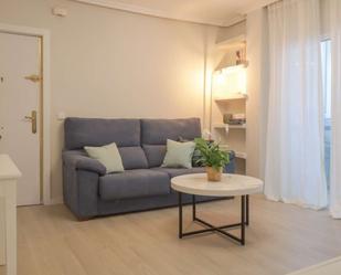 Sala d'estar de Apartament per a compartir en  Madrid Capital amb Aire condicionat i Terrassa