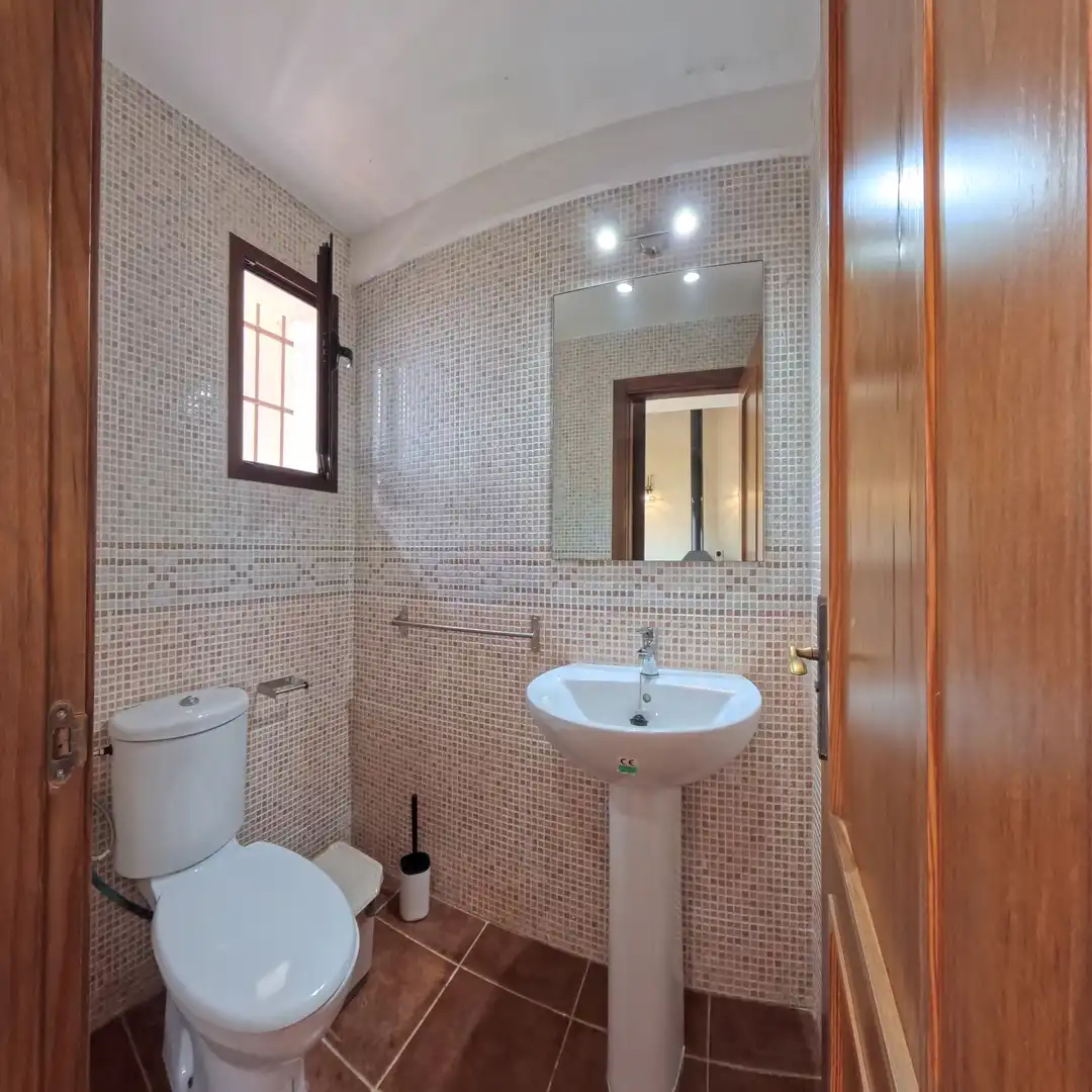 Bathroom of Houses for sale in El Ronquillo  with Air Conditioner, Heating and Terrace