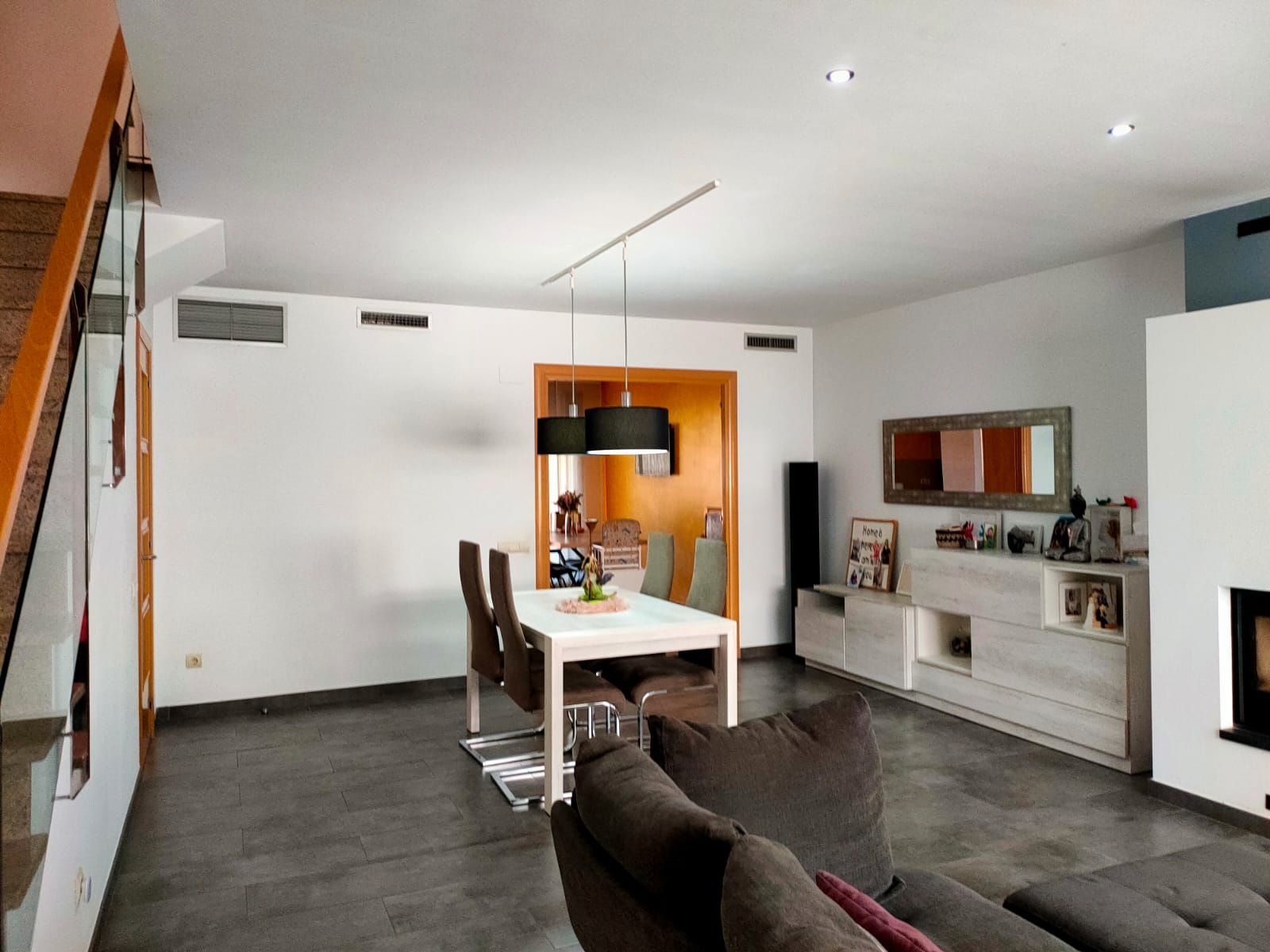 Living room of Single-family semi-detached for sale in Sils  with Air Conditioner, Heating and Private garden