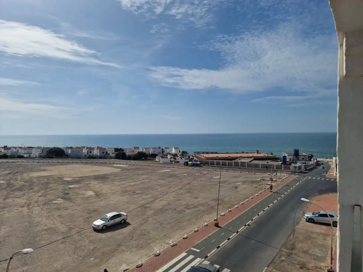 Vista exterior de Piso en venta en Almonte con Terraza, Balcón y Piscina comunitaria