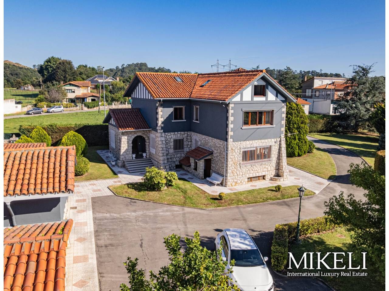 Exterior view of House or chalet for sale in Camargo  with Heating, Private garden and Parquet flooring