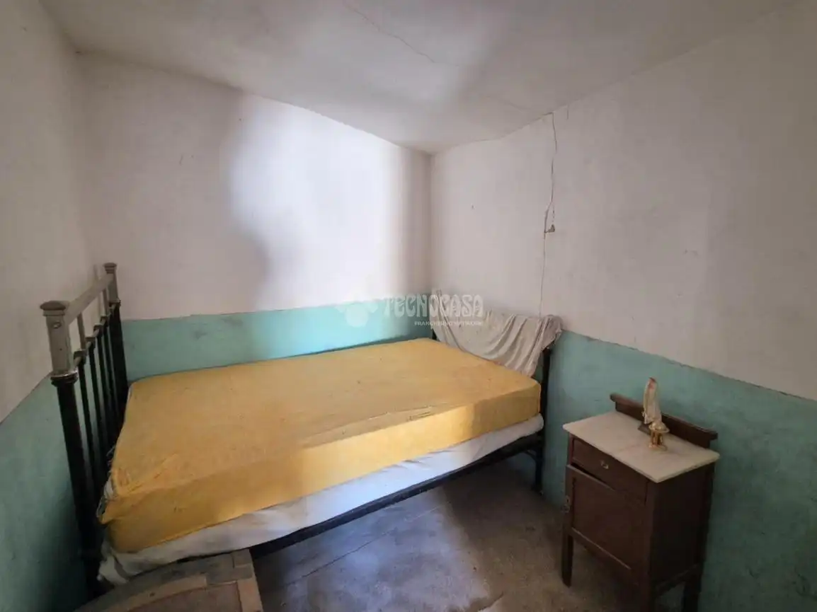 Dormitori de Casa adosada en venda en Sigüenza