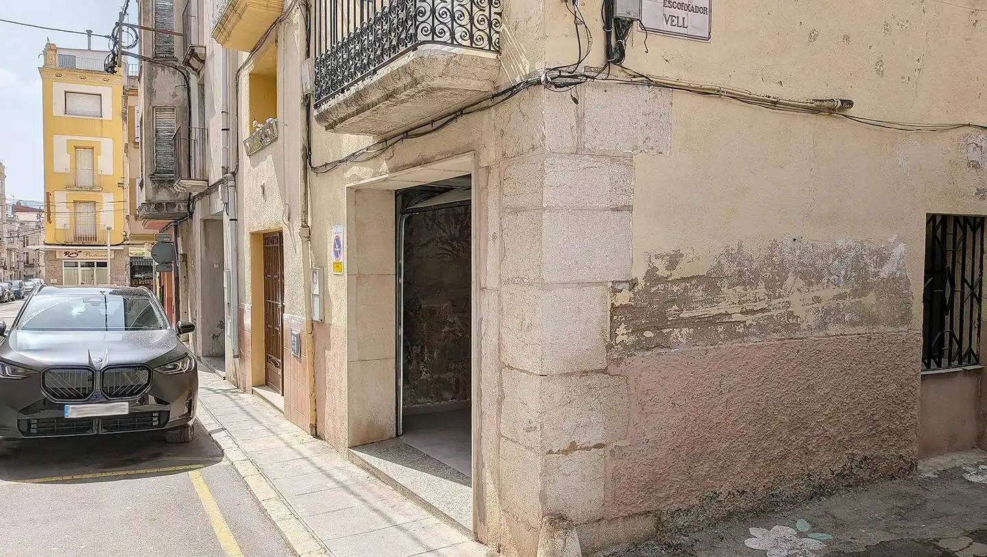 Exterior view of Houses for sale in Ulldecona  with Terrace, Furnished and Balcony