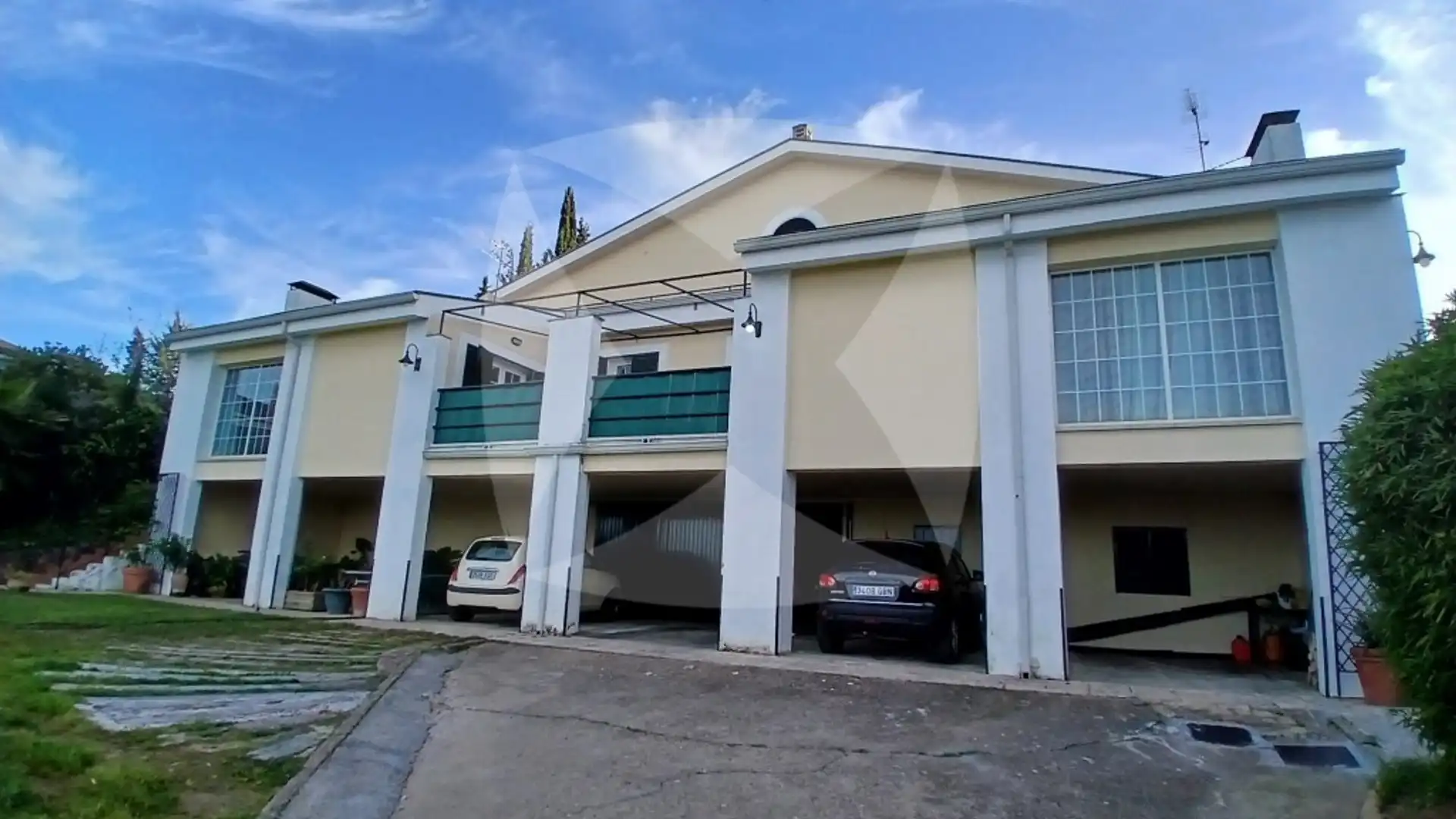 Houses for sale in Cesar Vila Ruiz, Las Vaguadas