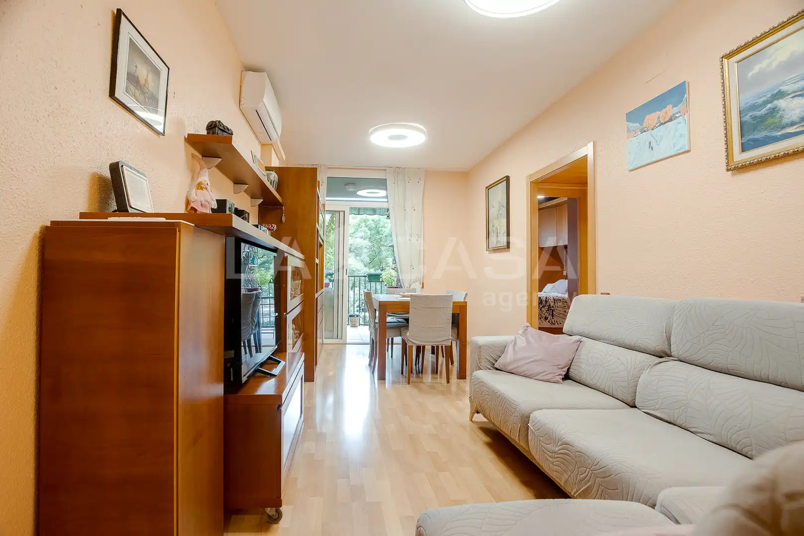 Piso con terraza en venta en Rambla de Prim, imagen 2