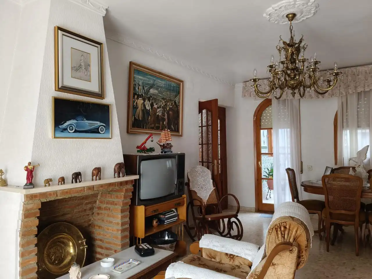 Living room of Houses for sale in Lucena  with Air Conditioner, Terrace and Storage room