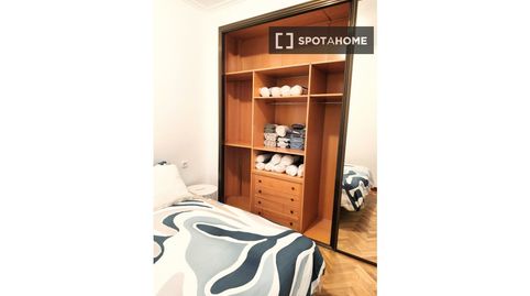 Photo 5 of Room in Goya, Madrid Capital