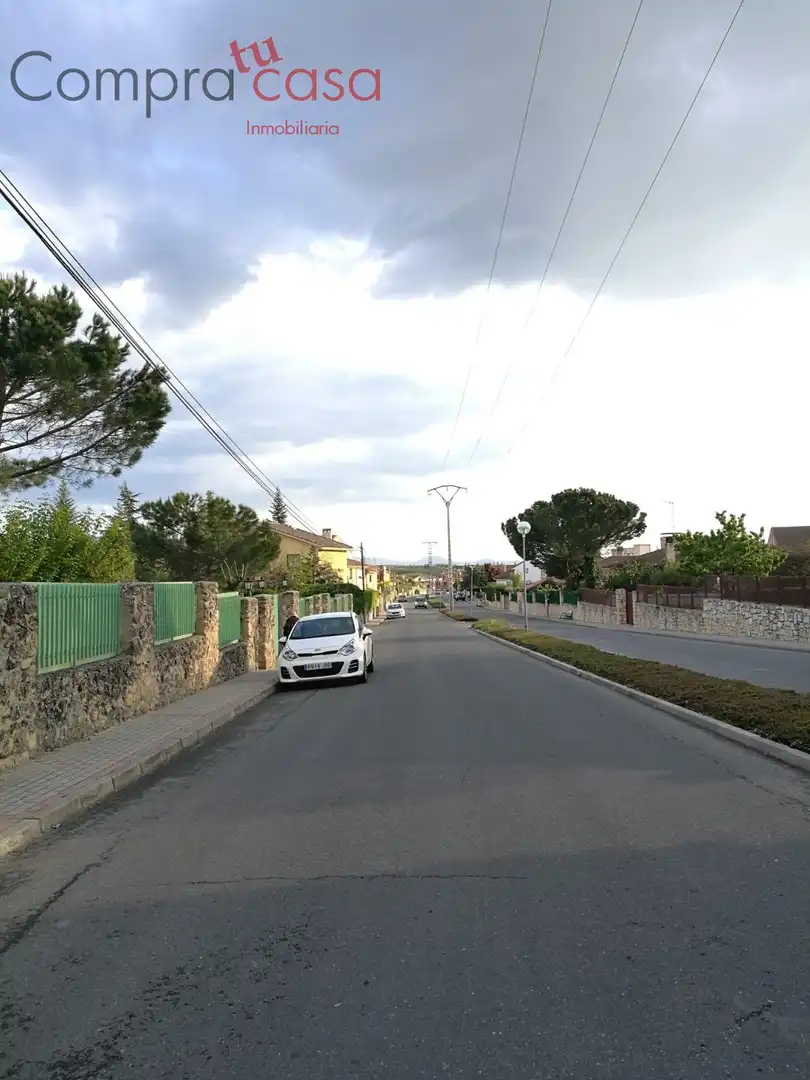 Terreni e lotti in vendita a La Lastrilla, imagen 23