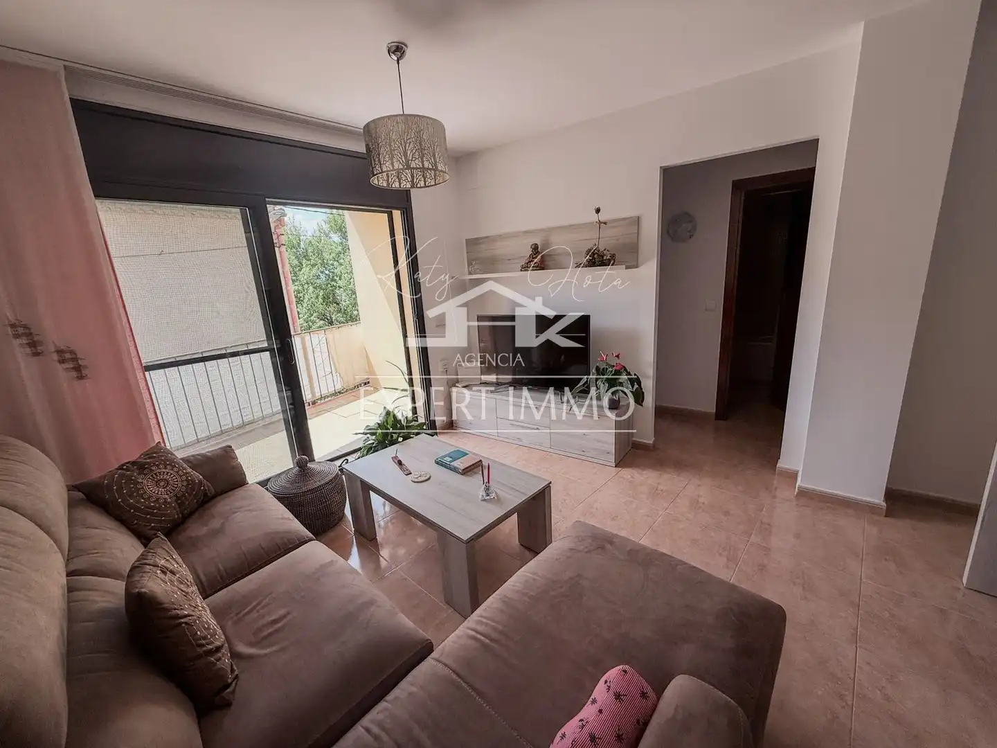 Sala d'estar de Apartament en venda en Vilajuïga amb Aire condicionat, Calefacció i Terrassa
