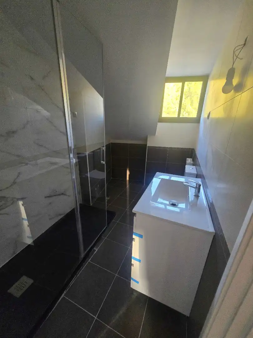 Bathroom of Duplexes for sale in Fuentelencina  with Heating, Terrace and Oven
