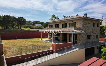 Exterior view of House or chalet for sale in Sant Pol de Mar  with Air Conditioner, Heating and Private garden