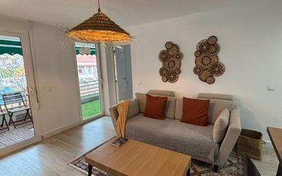 Living room of Flat for sale in Alicante / Alacant  with Terrace and Furnished