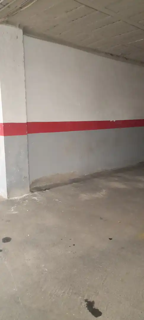 Parkplatz von Garage zur Miete in El Escorial