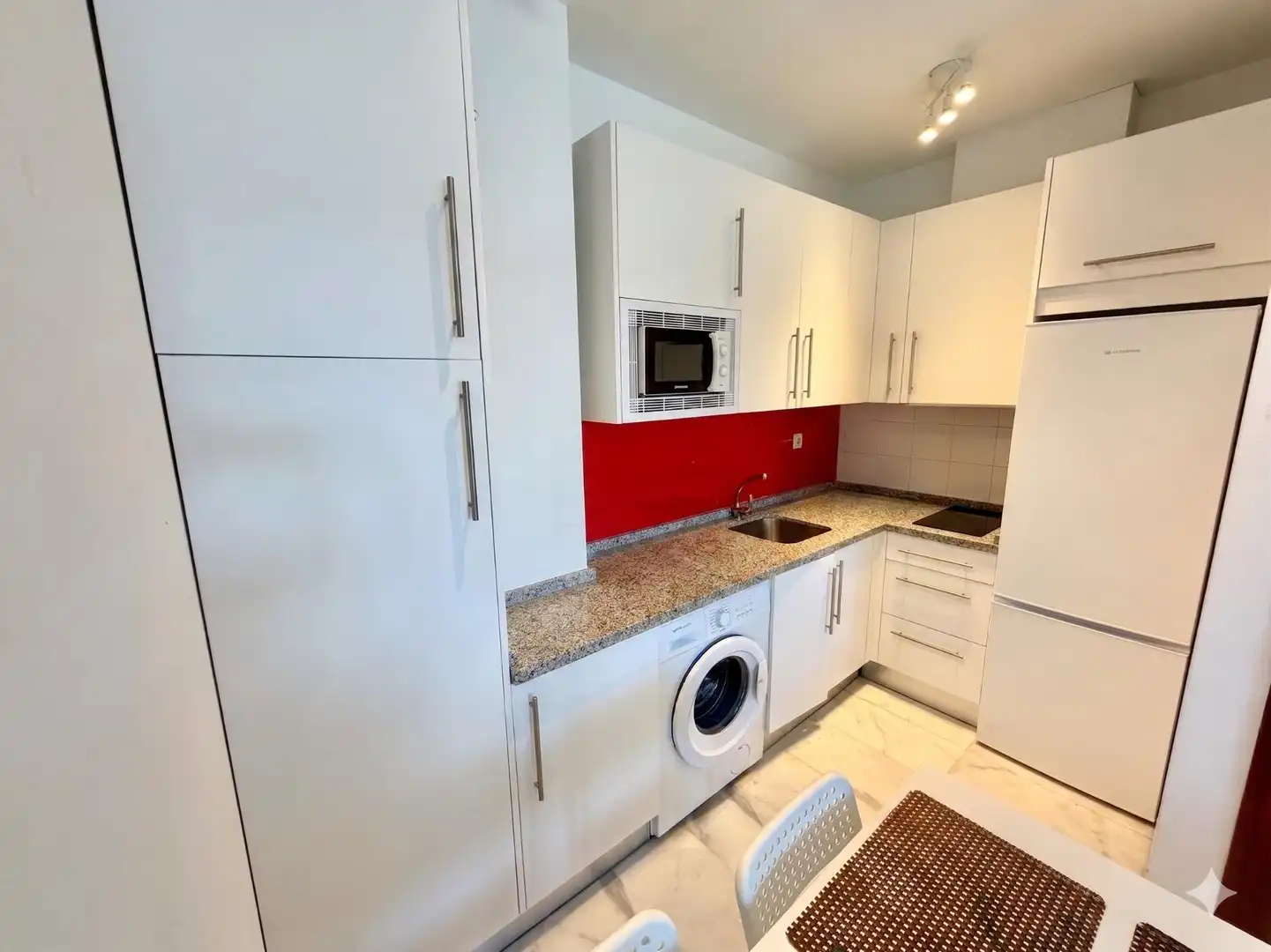 Apartament amb ascensor en venda a Avenida BARRERILLO (DEL), imagen 4