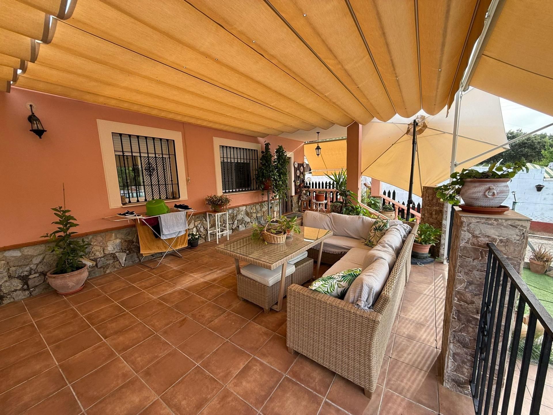 Terrassa de Casa o xalet en venda en  Córdoba Capital amb Terrassa i Piscina