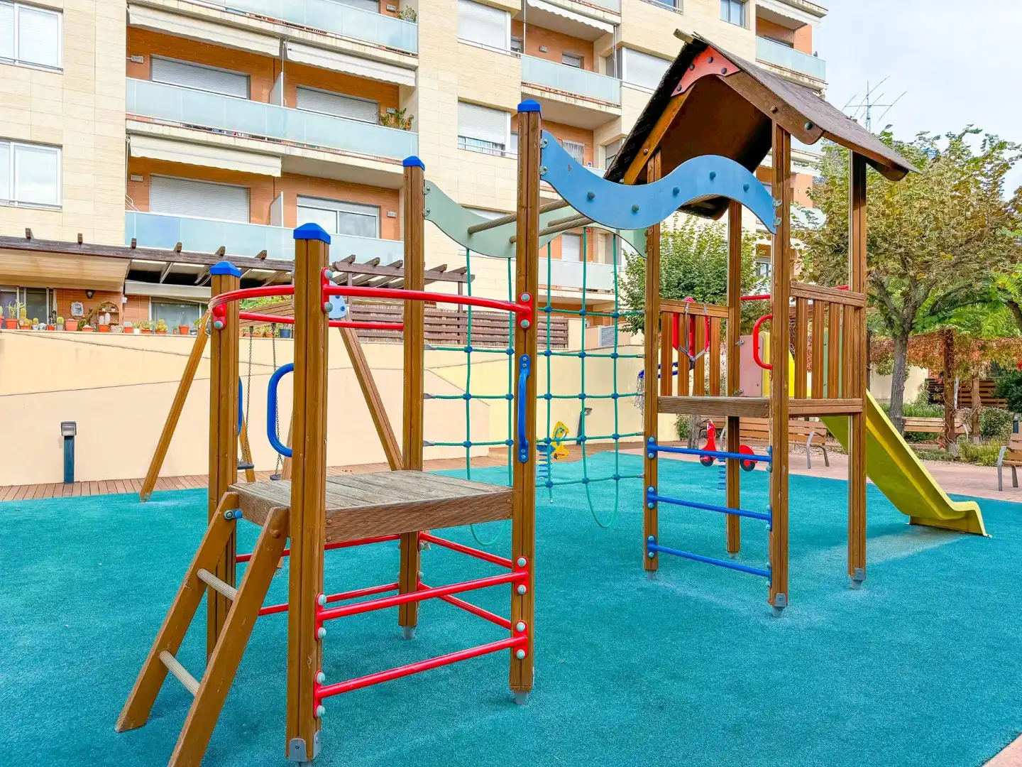 Vista exterior de Ático en venta en Valls con Aire acondicionado, Calefacción y Terraza