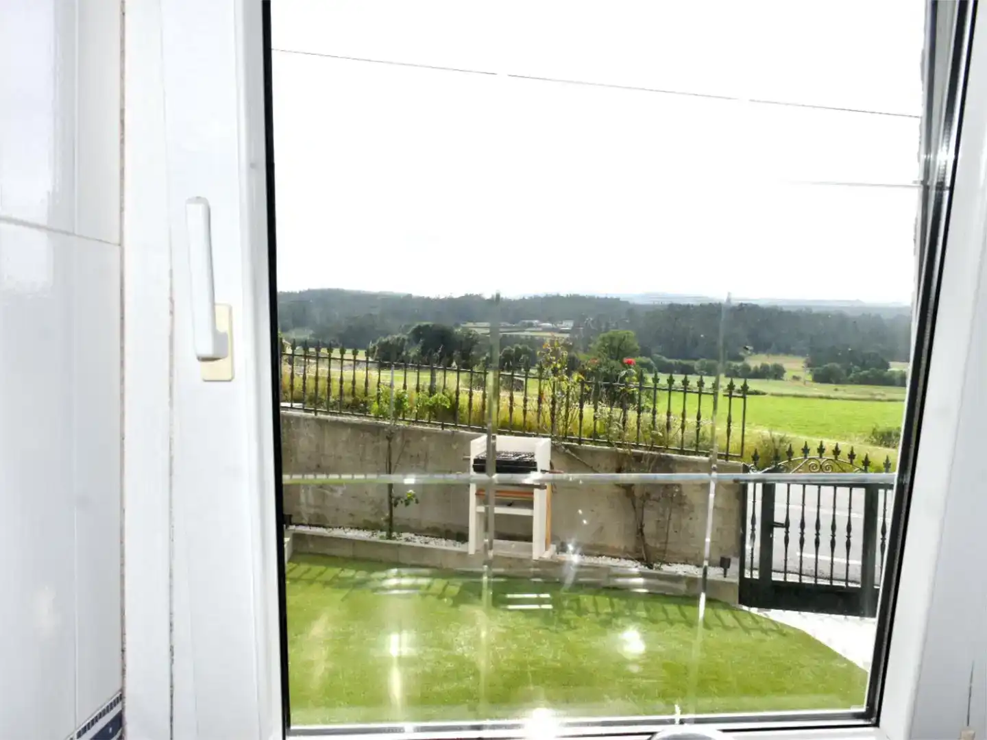 Terrasse von Wohnung zur Miete in Muxía mit Privatgarten, Parkett und Möbliert