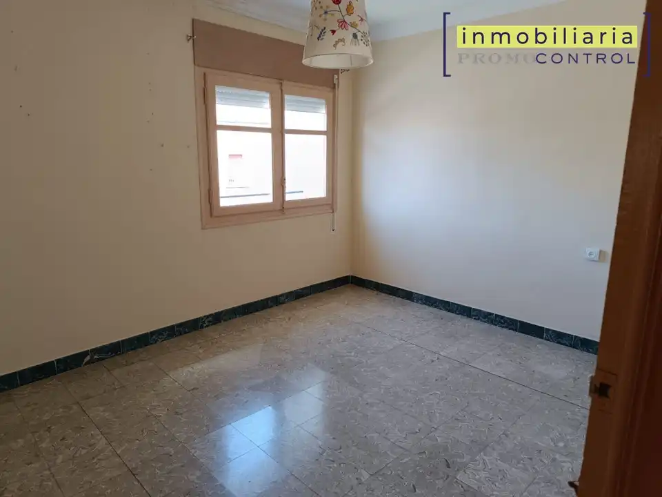 Schlafzimmer von Einfamilien-Reihenhaus zum Verkauf in San Mateo de Gállego mit Terrasse, Möbliert und Mikrowelle
