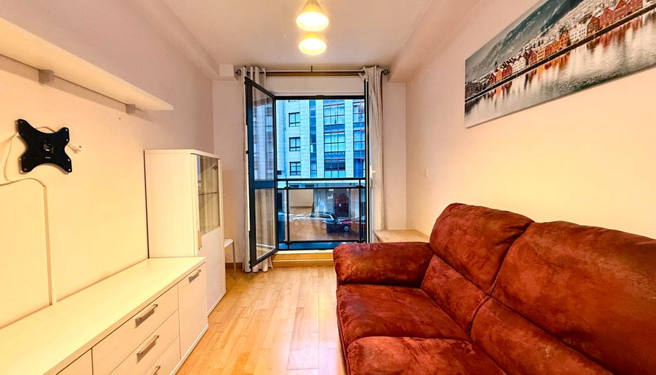 Foto 1 de Apartamento de alquiler en Avenida Rosalía de Castro, 7, O Milladoiro, A Coruña