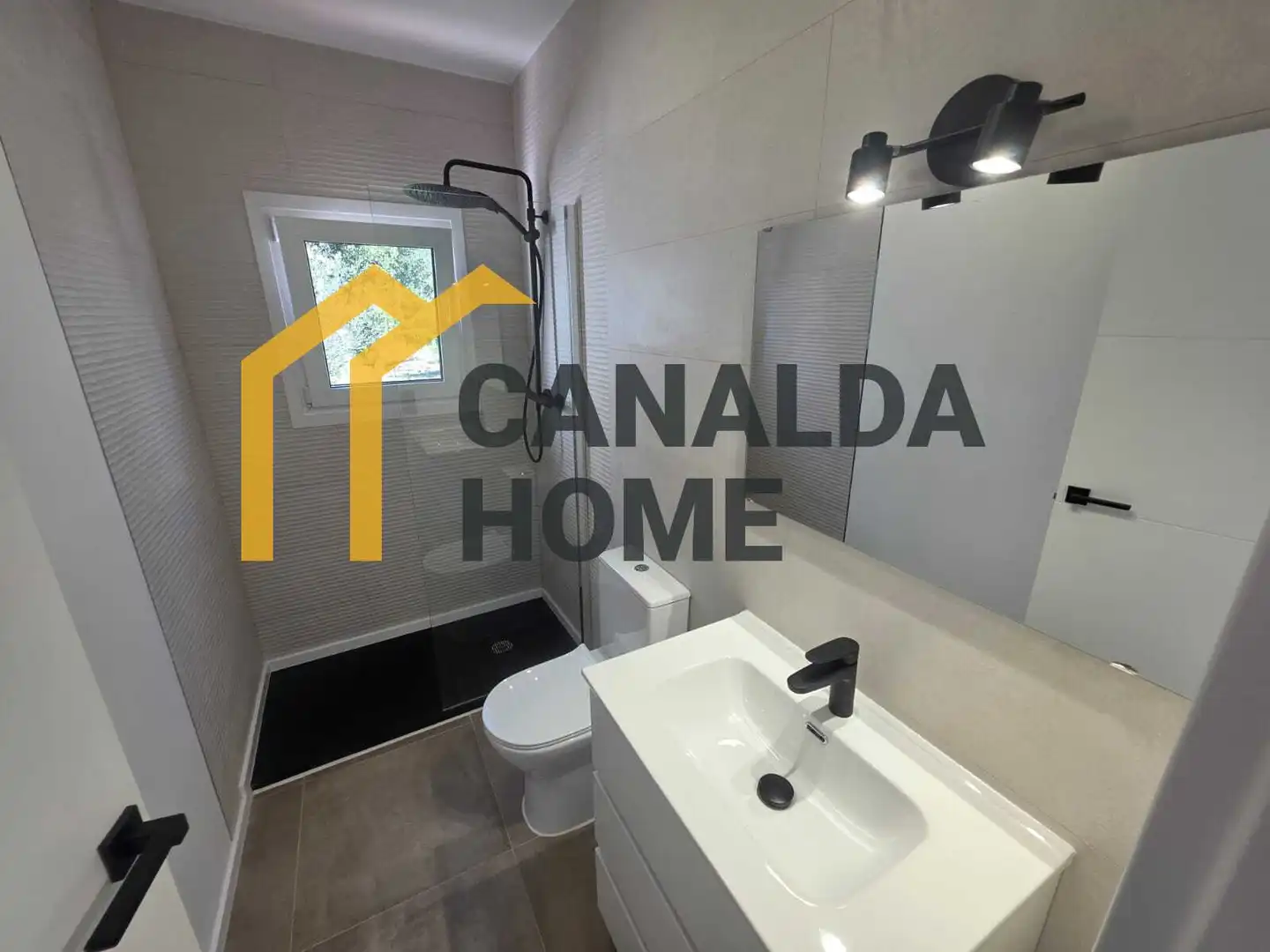 Baño de Casa o chalet en venta en Sant Feliu de Guíxols con Aire acondicionado, Calefacción y Jardín privado