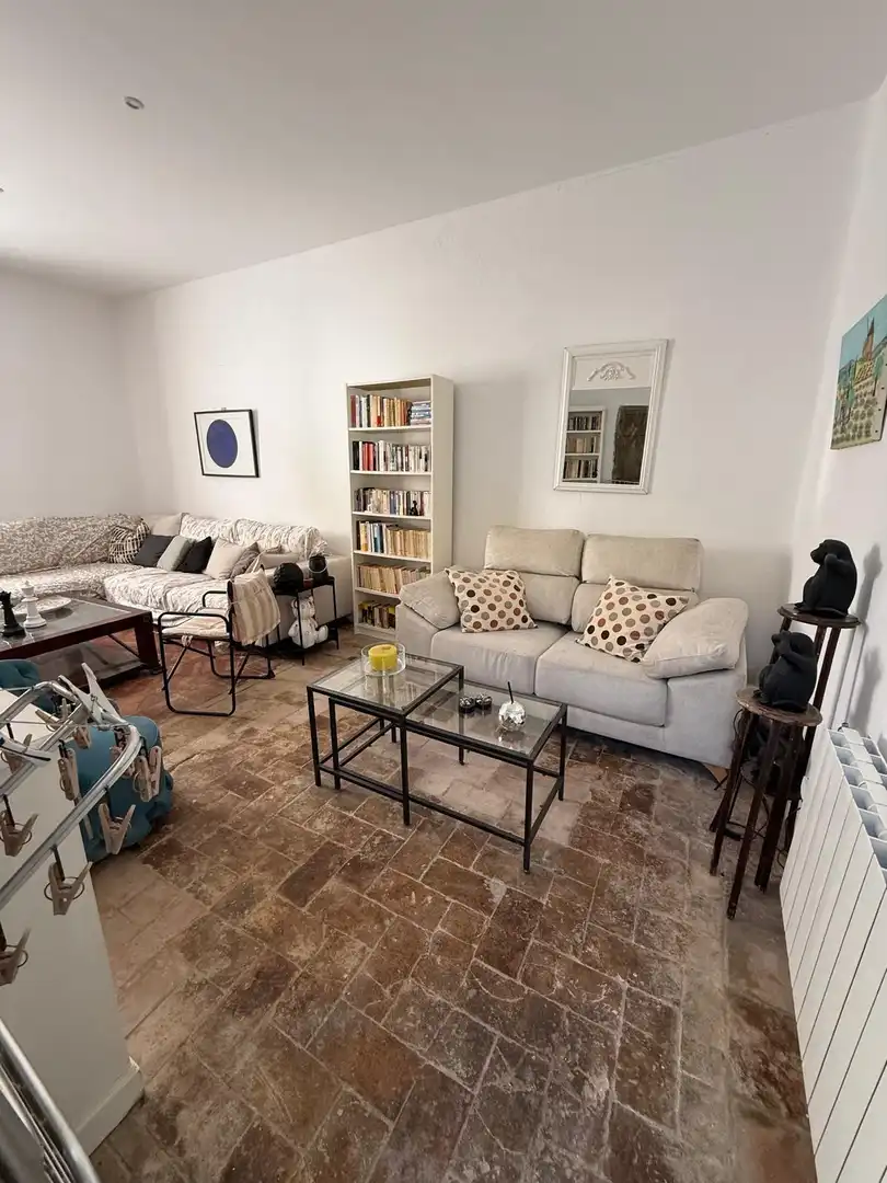 Sala d'estar de Casa o xalet en venda en Chimeneas amb Aire condicionat, Calefacció i Jardí privat