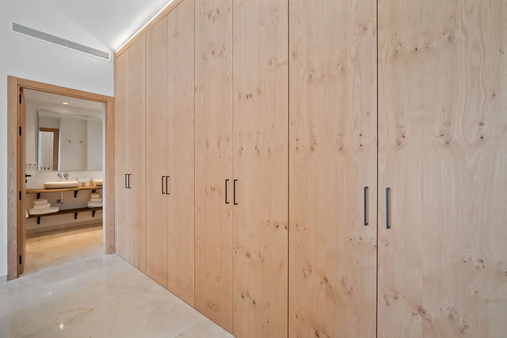 Houses for rent in Calle Alcala, Las Brisas