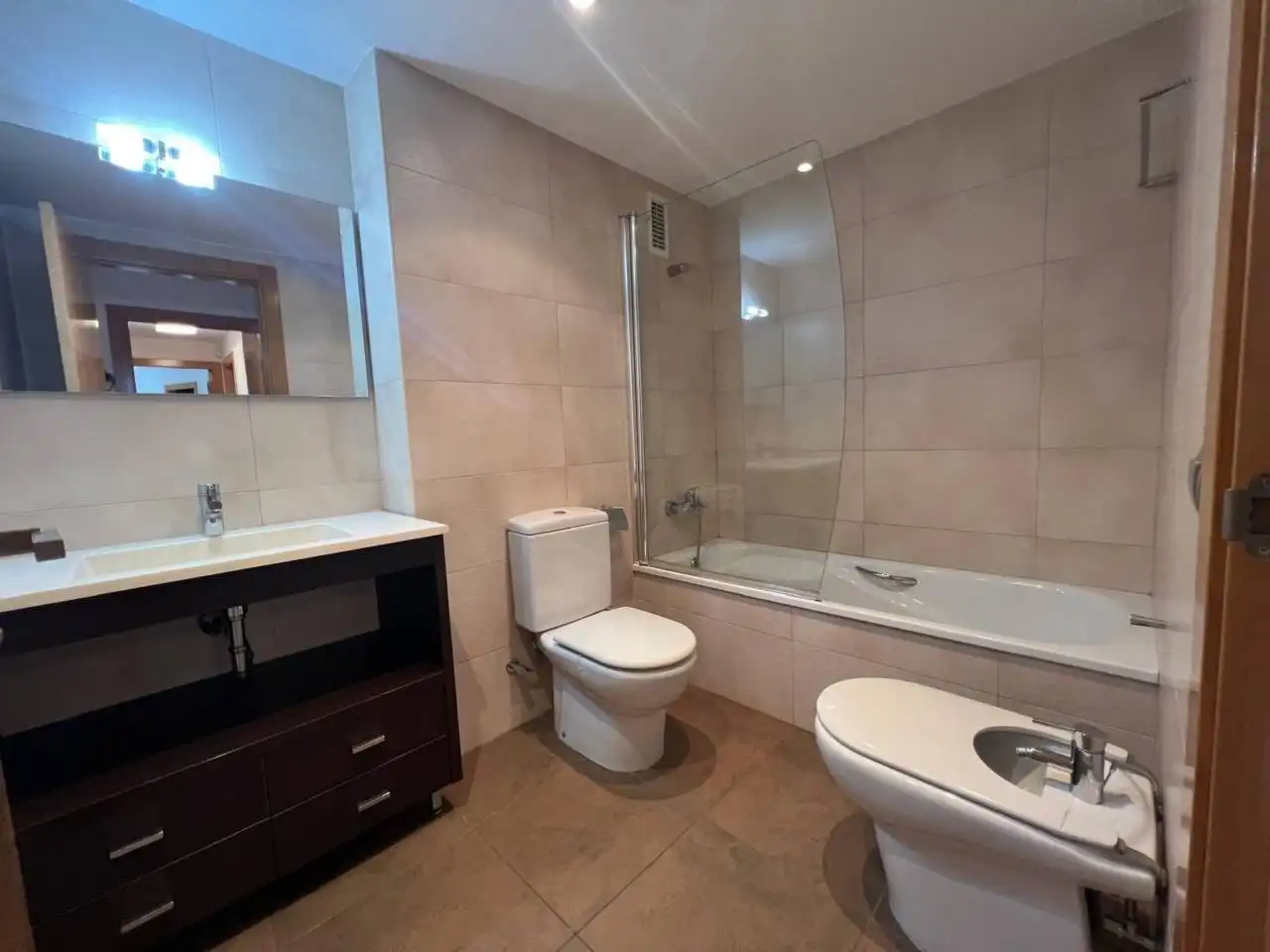 Baño de Piso en venta en Terrassa con Aire acondicionado, Calefacción y Parquet