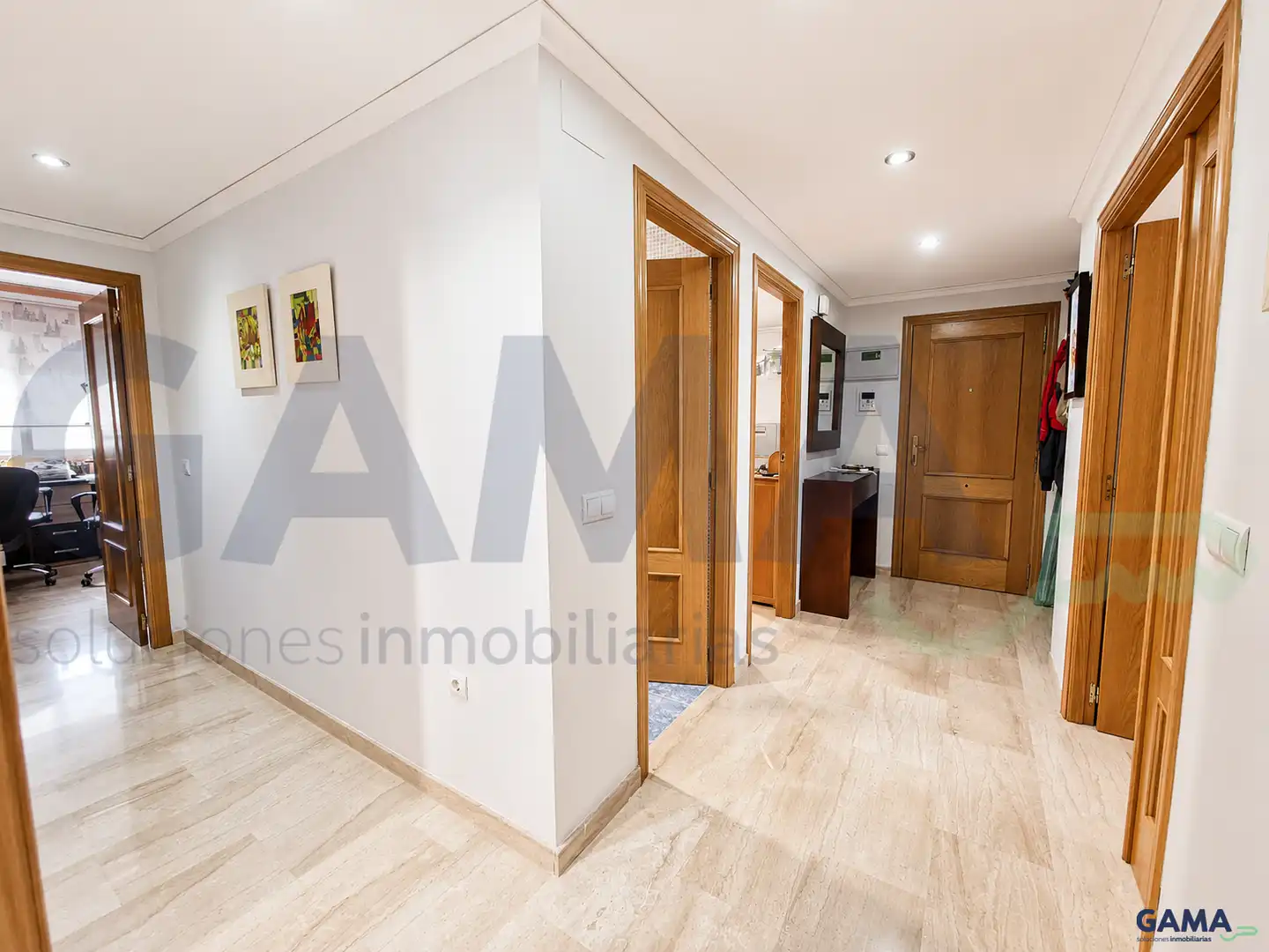 Flat for sale in Algemesí  with Air Conditioner