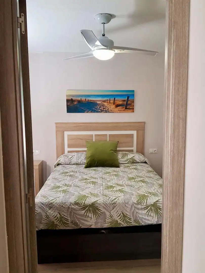 Habitación de Piso en venta en Málaga con Aire acondicionado y Amueblado