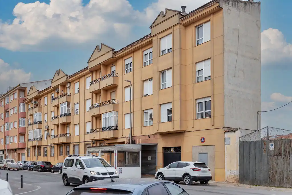 Flat with lift for sale in Av Reyes Católicos, imagen 24