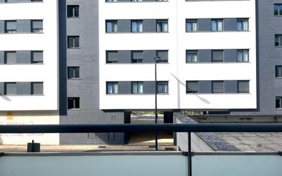 Vista exterior de Pis en venda en Bergara amb Terrassa i Balcó