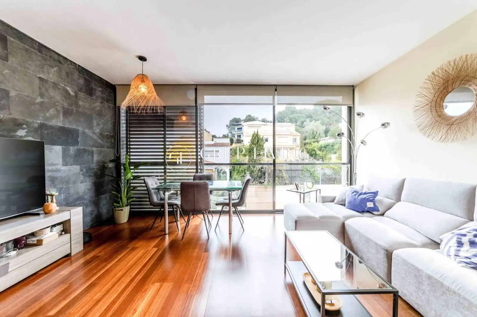 Sala de estar de Piso en venta en Sitges con Aire acondicionado, Calefacción y Parquet