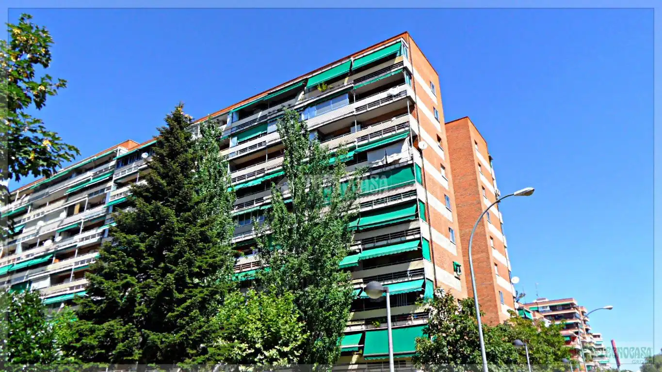 Vista exterior de Piso en venta en Leganés con Aire acondicionado, Calefacción y Terraza