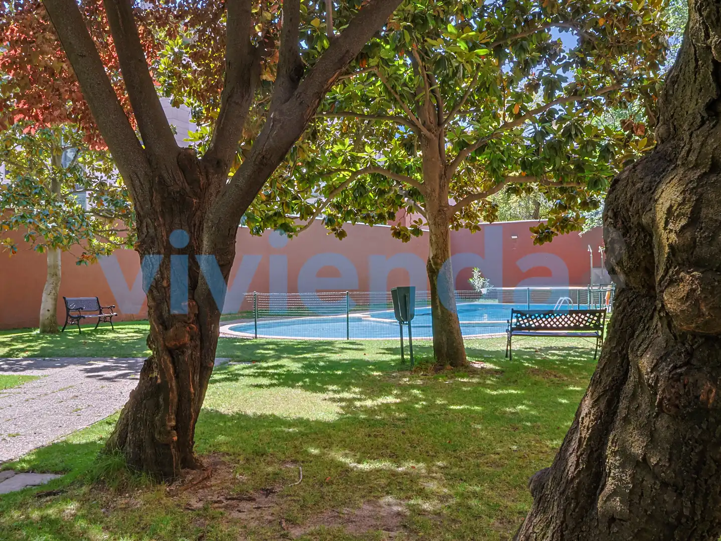Swimming pool of Flat for sale in Madrid  with Air Conditioner, Heating and Terrace