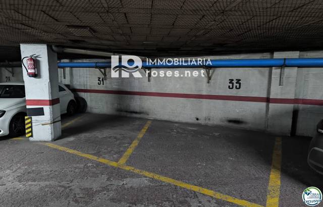 Garaje en Venta en Pujada al Castell en Parc Bosc - Castell