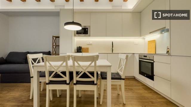 Piso en Alquiler en Barri Gòtic