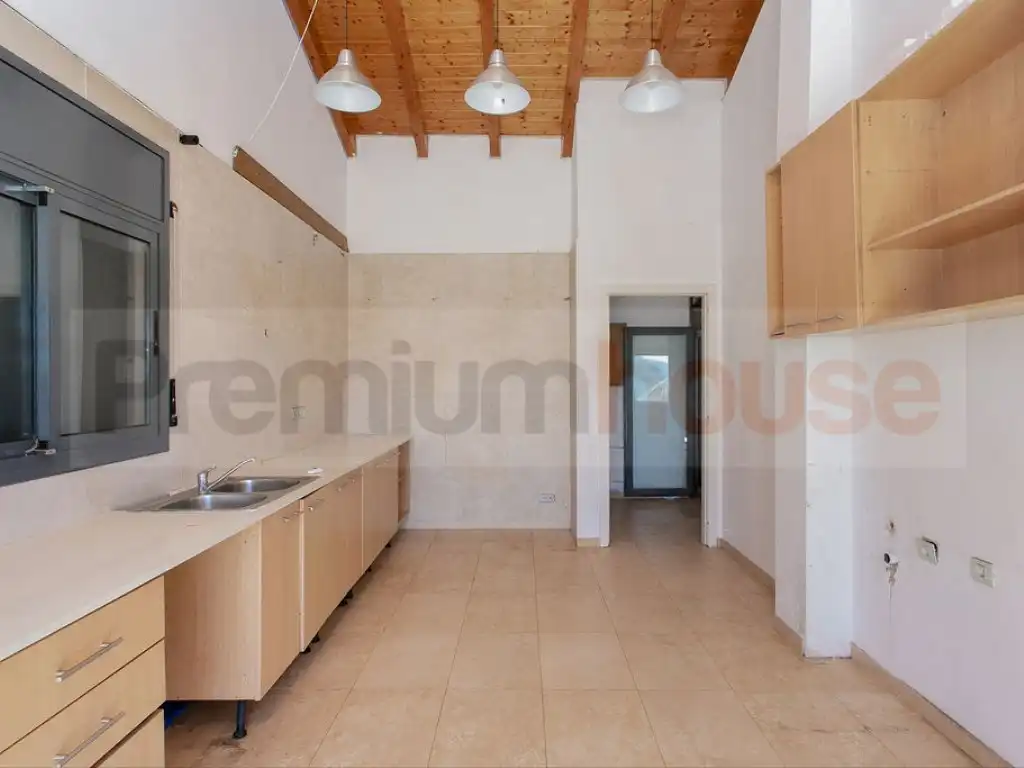 Cuina de Casa o xalet en venda en Corbera de Llobregat, Barcelona