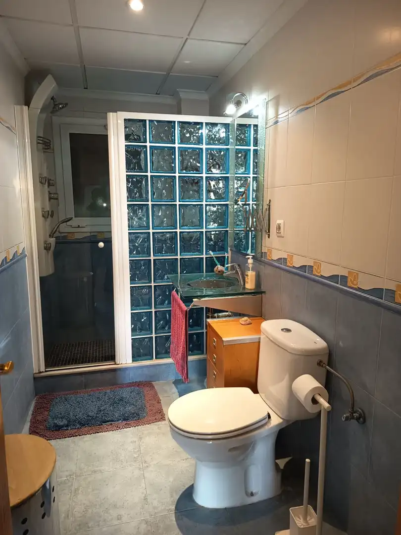 Baño de Piso en venta en Ulldecona con Calefacción, Terraza y Trastero