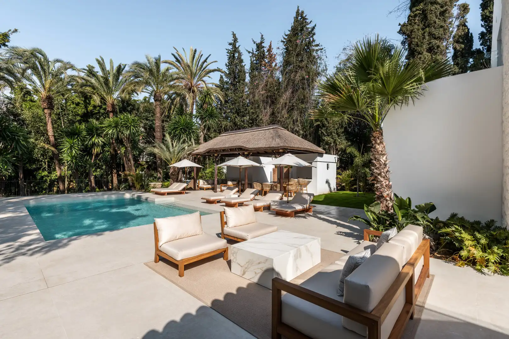 Casa bifamiliare con piscina in vendita a Nueva Andalucía, imagen 6