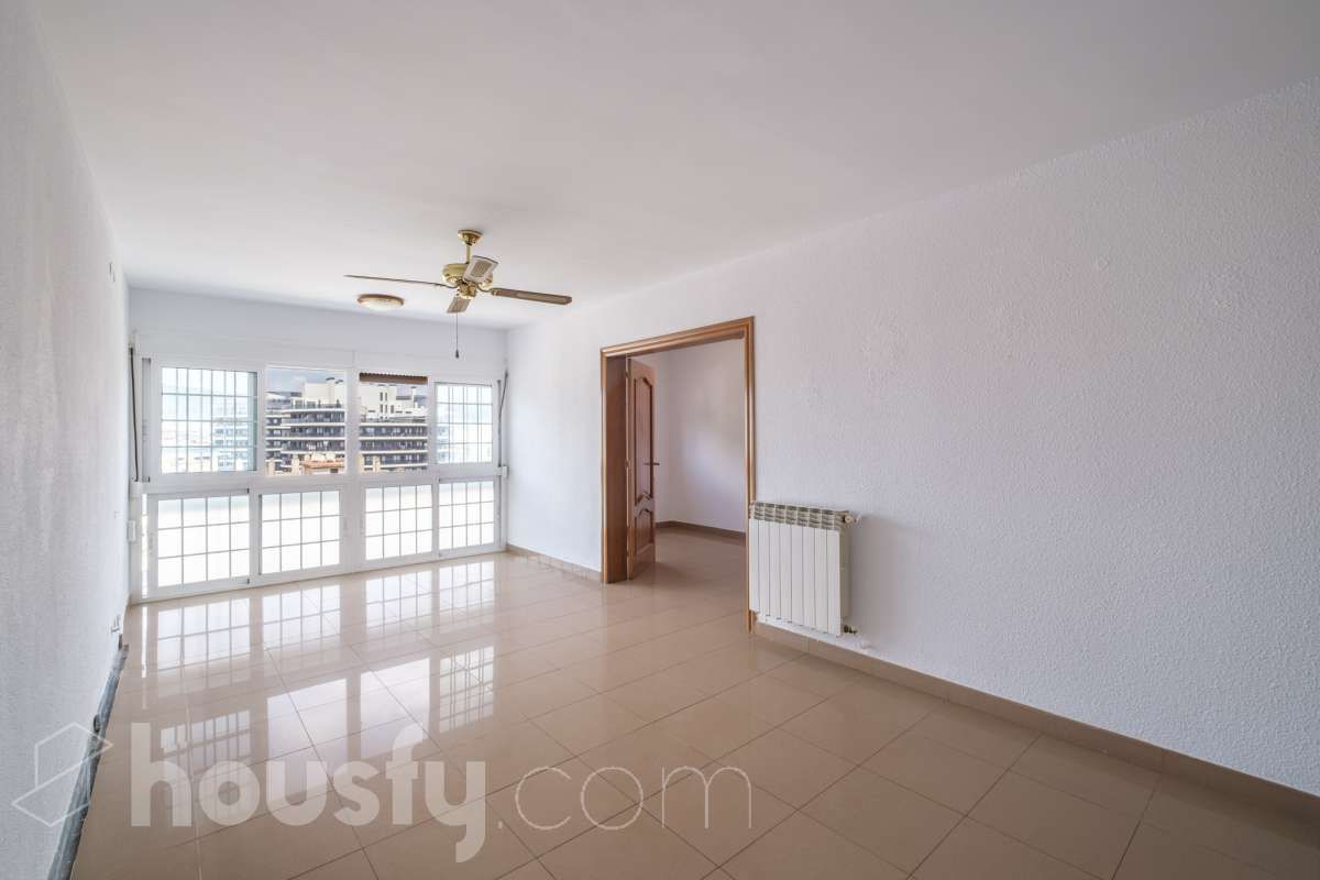 Piso en venta en Gran Via de les Corts Catalanes, La Marina del Port