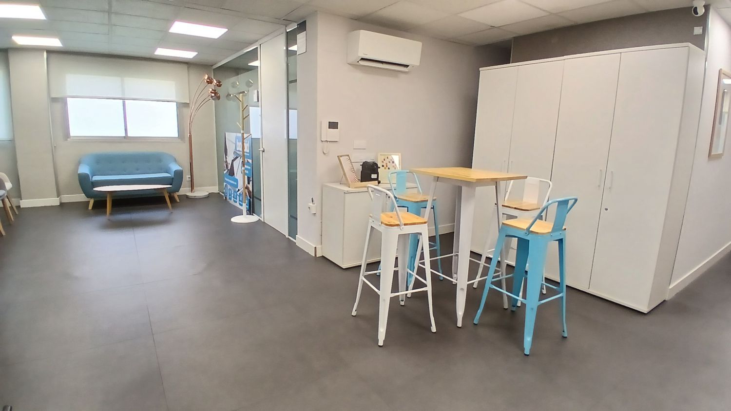 Office to rent in Móstoles  with Air Conditioner and Storage room