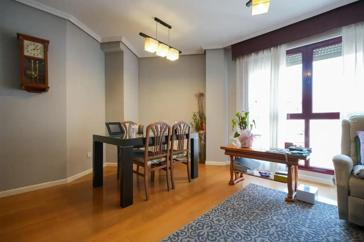 Comedor de Piso en venta en Torrejón de Ardoz con Aire acondicionado, Calefacción y Jardín privado
