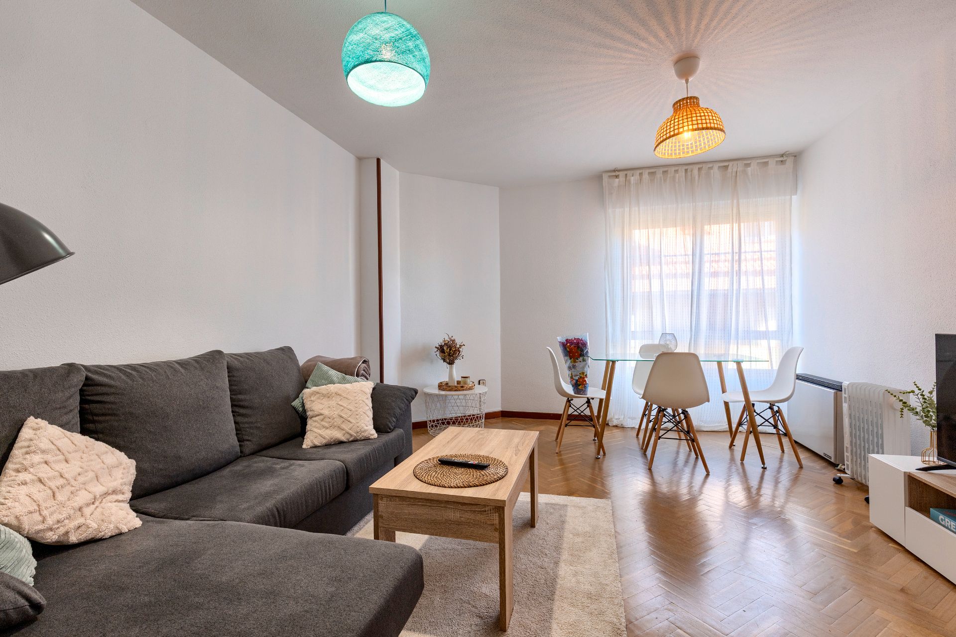 Sala d'estar de Apartament en venda en Las Rozas de Madrid amb Calefacció