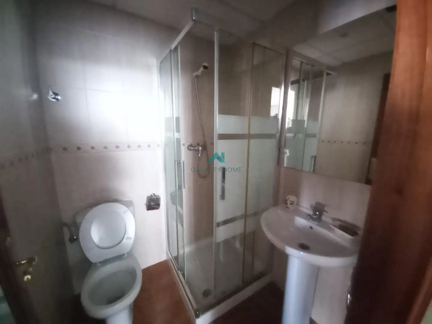 Badezimmer von Geschaftsraum zur Miete in Ramales de la Victoria mit Möbliert