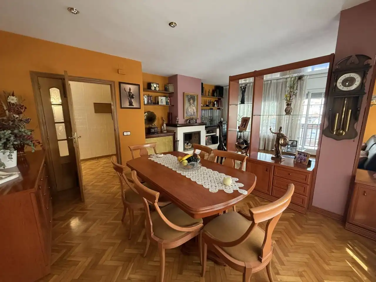 Esszimmer von Wohnungen zum Verkauf in Sabadell mit Klimaanlage, Heizung und Privatgarten