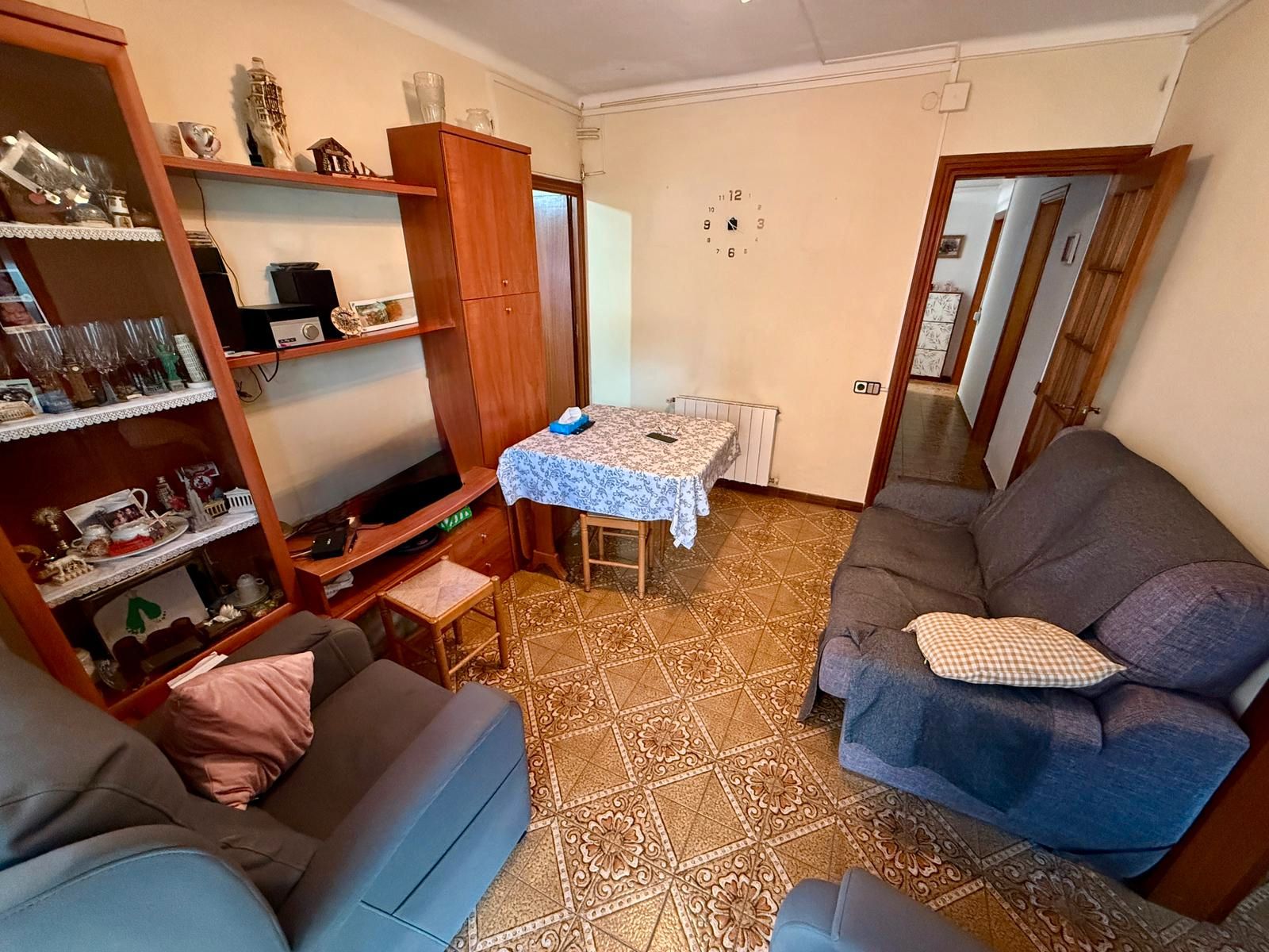 Living room of Flat for sale in Cornellà de Llobregat  with Heating, Oven and Balcony