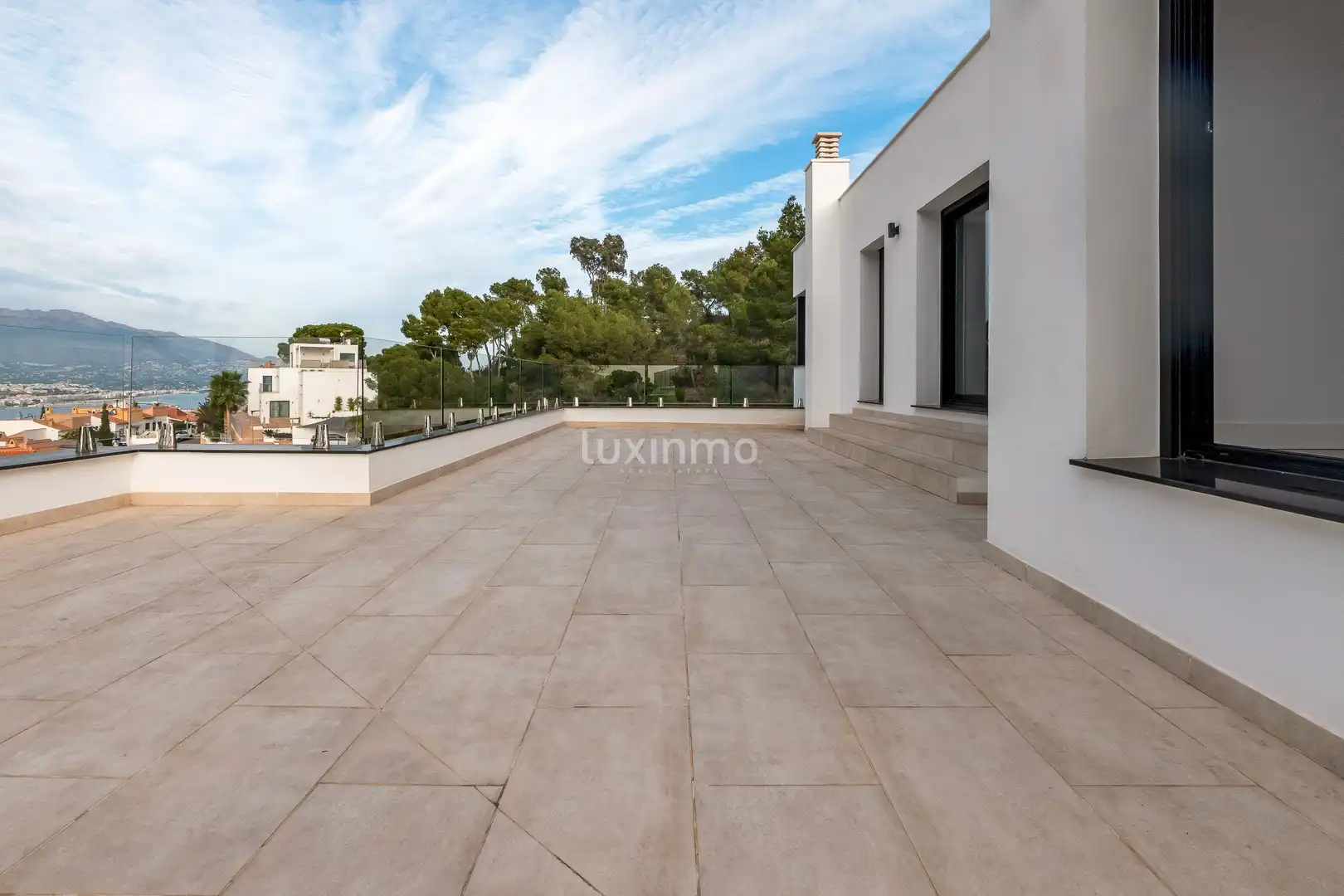 Terrassa de Casa o xalet en venda en L'Alfàs del Pi amb Aire condicionat, Calefacció i Jardí privat