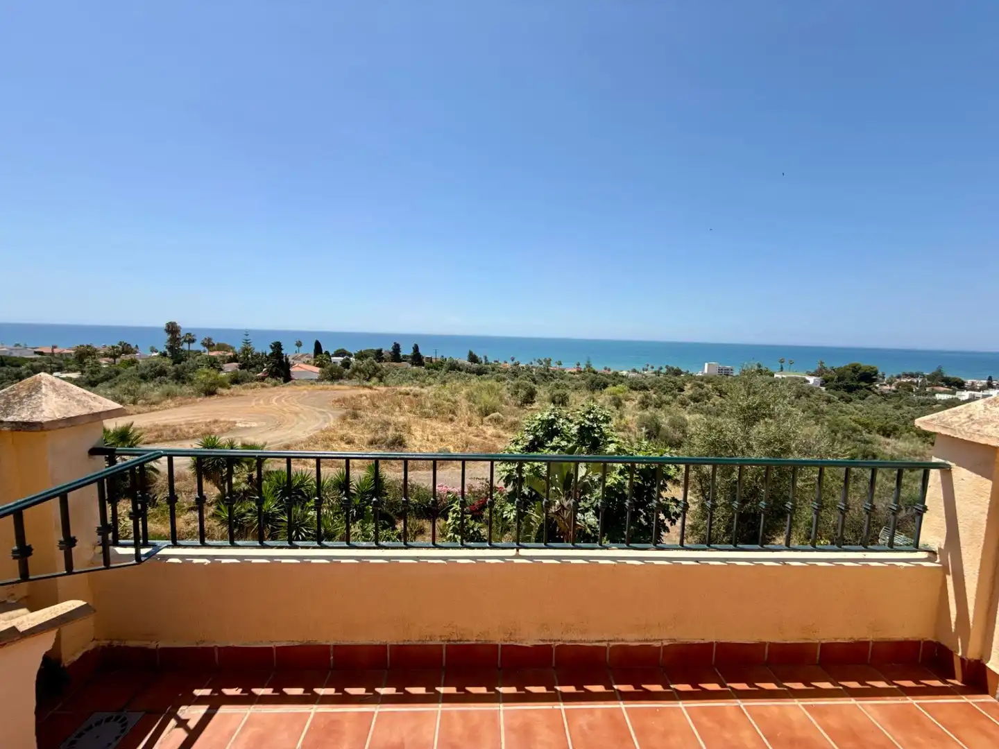 Garten von Einfamilien-Reihenhaus zum Verkauf in Vélez-Málaga mit Klimaanlage, Heizung und Terrasse