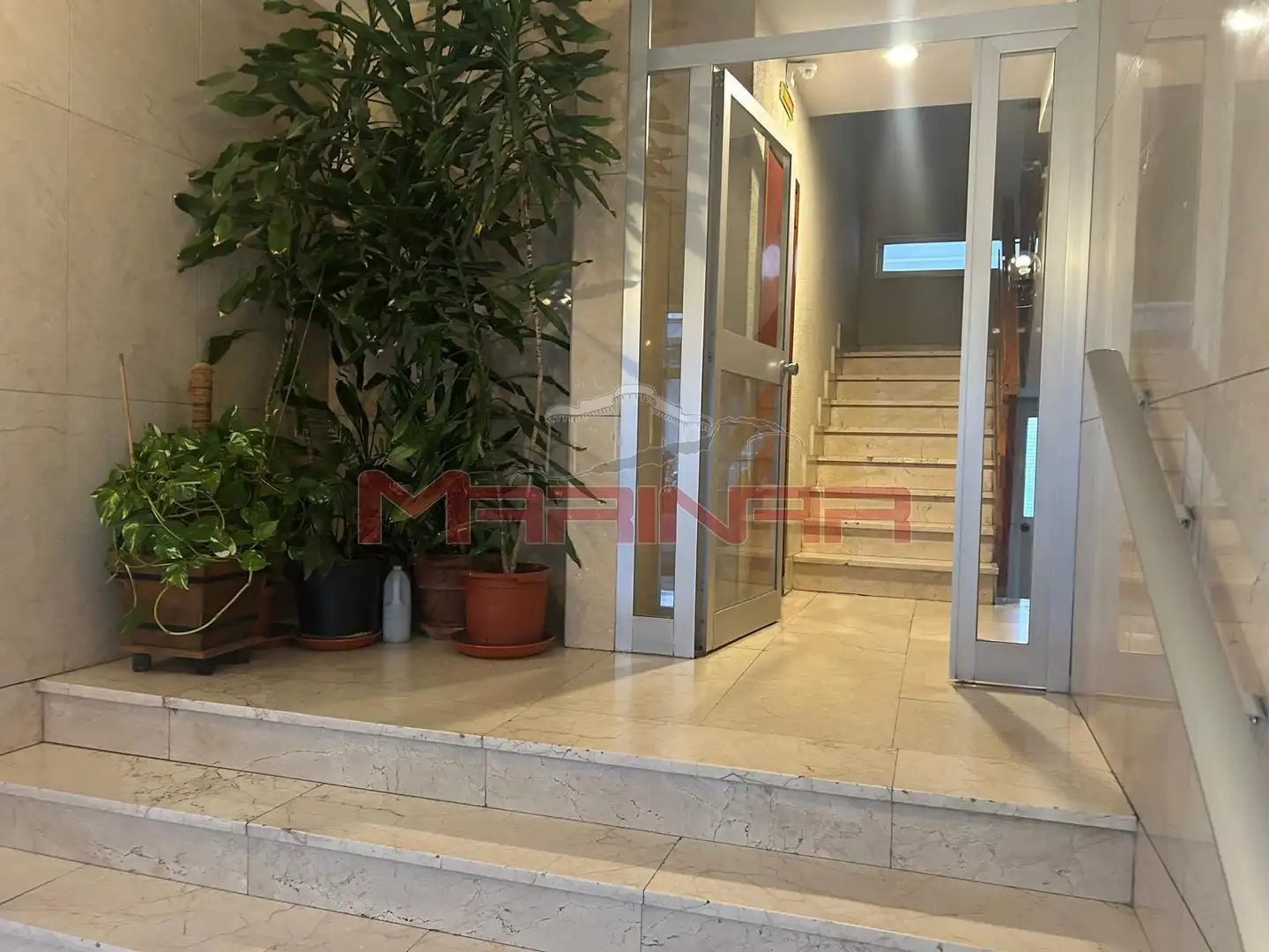 Planta baja en venta en Madrid con Calefacción, Terraza y Trastero