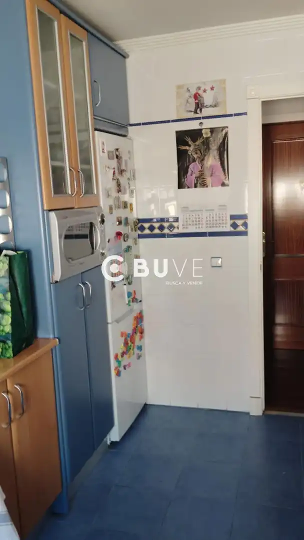 Cuina de Pis en venda en La Algaba amb Aire condicionat i Terrassa